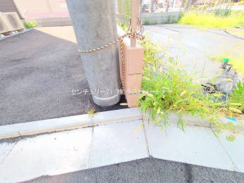 nynʐ^@-