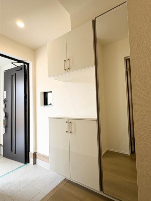 �m���@B�����@�V���[�Y�{�b�N�X
��R���[�\�ȃ~���[�t���V���[�Y�{�b�N�X��