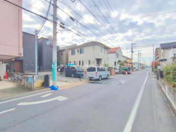 �O�ʓ��H�܂ތ��n�ʐ^�@-