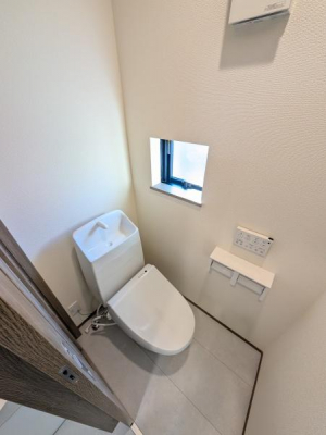 �g�C���@�`����
2�K�F�E�H�V�����b�g�t�����@�\�g�C��
