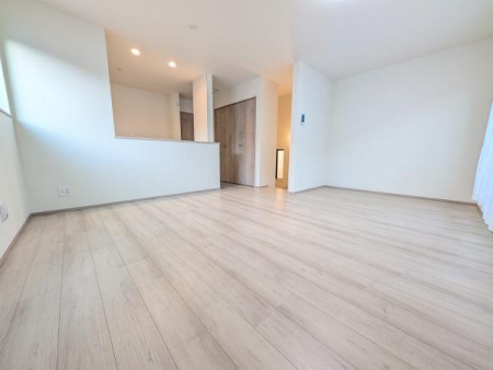 ���r���O�@C�����F������̂k�c�j�������P�T�����@�ΖʃL�b�`���@�����g�[�����@