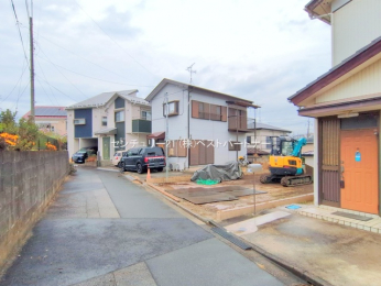 �O�ʓ��H�܂ތ��n�ʐ^�@-