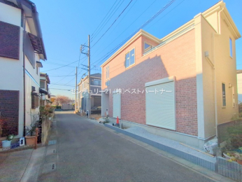 �O�ʓ��H�܂ތ��n�ʐ^�@-