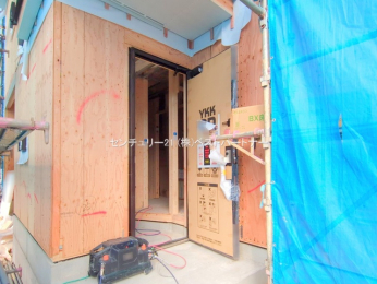 �O�ʓ��H�܂ތ��n�ʐ^�@-