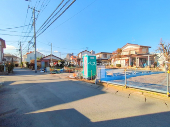 �O�ʓ��H�܂ތ��n�ʐ^�@-