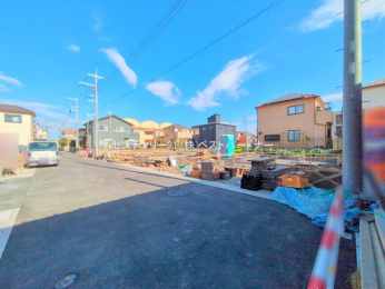 �O�ʓ��H�܂ތ��n�ʐ^�@-