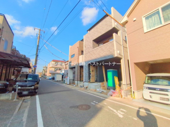 �O�ʓ��H�܂ތ��n�ʐ^�@-