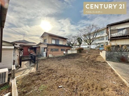 ���̑����n�@���q�l�����R�ɗV�ׂ邨�ƁA���������ׂ̈̃h�b�N��������Ȃ�
���R�݌v�Ȃ�ł͂̊Ԏ����\�ł���
���n�E�X���[�J�[�E�H���X���Љ�\�ł���