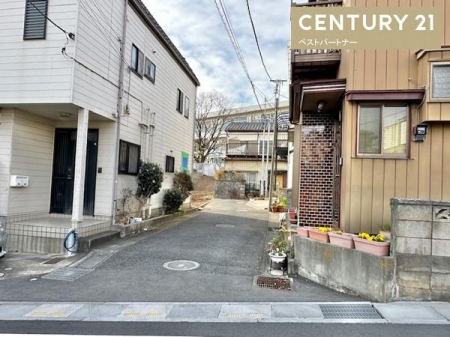 ���̑����n�@�����̂��铹�H�����ł���
��ʂ����ʗʍT���ڂȂ̂ň��S�ł���
