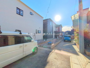 �O�ʓ��H�܂ތ��n�ʐ^�@-