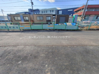 �O�ʓ��H�܂ތ��n�ʐ^�@-