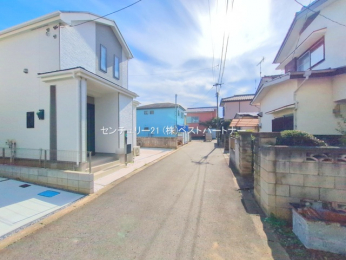 �O�ʓ��H�܂ތ��n�ʐ^�@-