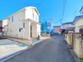 �O�ʓ��H�܂ތ��n�ʐ^�@-