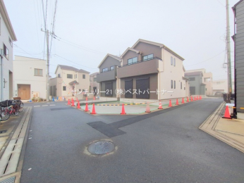 �O�ʓ��H�܂ތ��n�ʐ^�@-