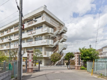 ���ӊ��@�������܎s�����Y�a���w�Z1300m