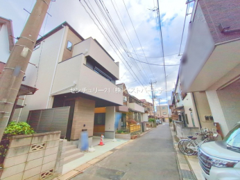 �O�ʓ��H�܂ތ��n�ʐ^�@-