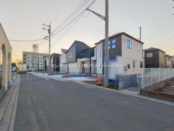 �O�ʓ��H�܂ތ��n�ʐ^�@-