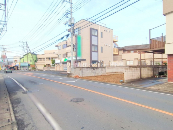 �O�ʓ��H�܂ތ��n�ʐ^�@-