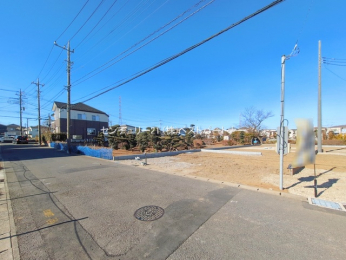 �O�ʓ��H�܂ތ��n�ʐ^�@-