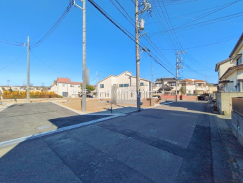 �O�ʓ��H�܂ތ��n�ʐ^�@-