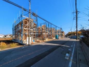 �O�ʓ��H�܂ތ��n�ʐ^�@-