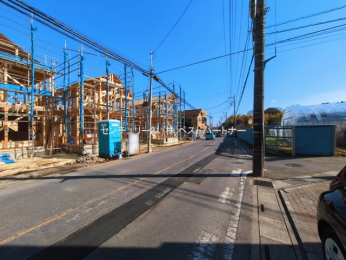 �O�ʓ��H�܂ތ��n�ʐ^�@-