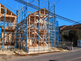 �O�ʓ��H�܂ތ��n�ʐ^�@-