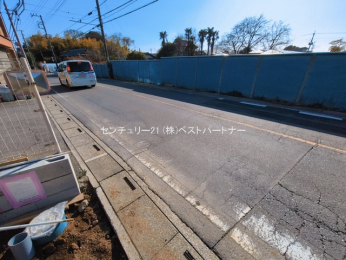 �O�ʓ��H�܂ތ��n�ʐ^�@-