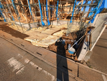 �O�ʓ��H�܂ތ��n�ʐ^�@-