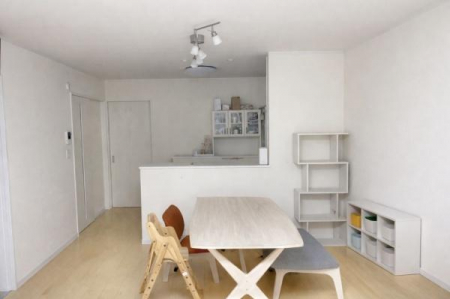 ���r���O�@���l�ɐl�C�̃J�E���^�[�L�b�`����
�Ƒ��Ɖ�b���Ȃ��痿����Ǝ����ł��܂���