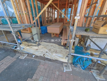 �@-