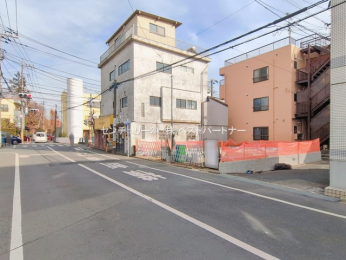 �O�ʓ��H�܂ތ��n�ʐ^�@-