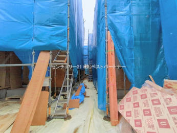 �O�ʓ��H�܂ތ��n�ʐ^�@-