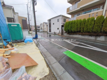 �O�ʓ��H�܂ތ��n�ʐ^�@-