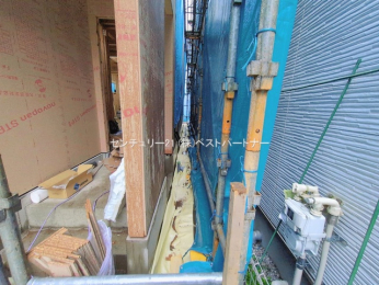 �O�ʓ��H�܂ތ��n�ʐ^�@-