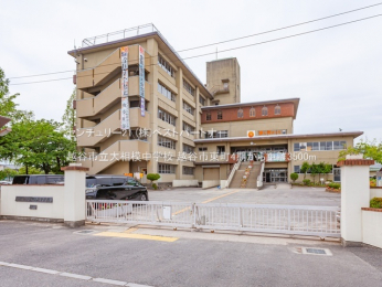 ���ӊ��@�z�J�s���告�͒��w�Z3500m