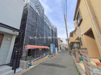 �O�ʓ��H�܂ތ��n�ʐ^�@-