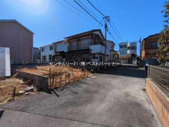 �O�ʓ��H�܂ތ��n�ʐ^�@-