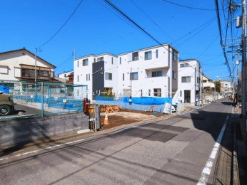 �O�ʓ��H�܂ތ��n�ʐ^�@-