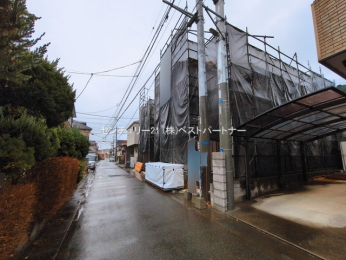 �O�ʓ��H�܂ތ��n�ʐ^�@-