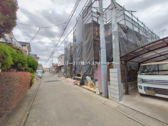 �O�ʓ��H�܂ތ��n�ʐ^�@-