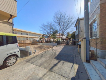 �O�ʓ��H�܂ތ��n�ʐ^�@-