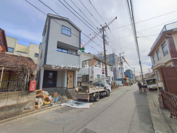 �O�ʓ��H�܂ތ��n�ʐ^�@-