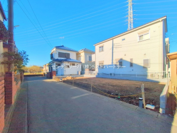 �O�ʓ��H�܂ތ��n�ʐ^�@-