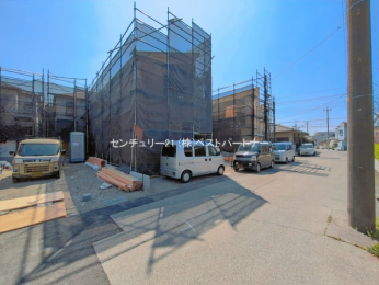 �O�ʓ��H�܂ތ��n�ʐ^�@-