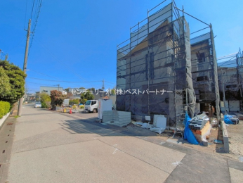 �O�ʓ��H�܂ތ��n�ʐ^�@-