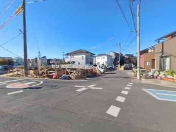 �O�ʓ��H�܂ތ��n�ʐ^�@-