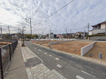 �O�ʓ��H�܂ތ��n�ʐ^�@-