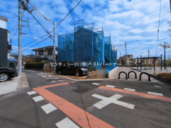 �O�ʓ��H�܂ތ��n�ʐ^�@-