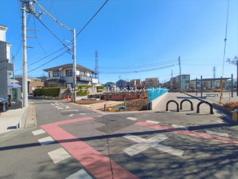 �O�ʓ��H�܂ތ��n�ʐ^�@-